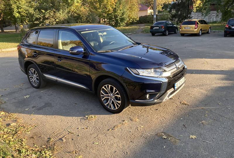 Mitsubishi Outlander SE 2019