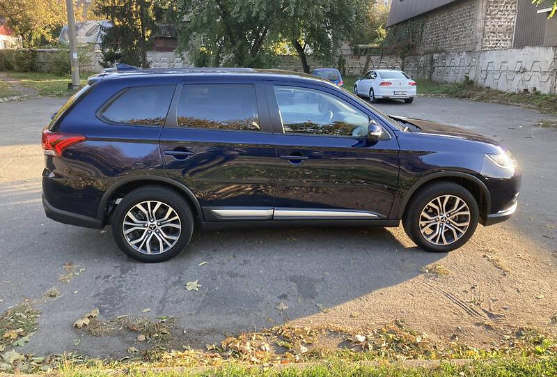 Mitsubishi Outlander SE 2019
