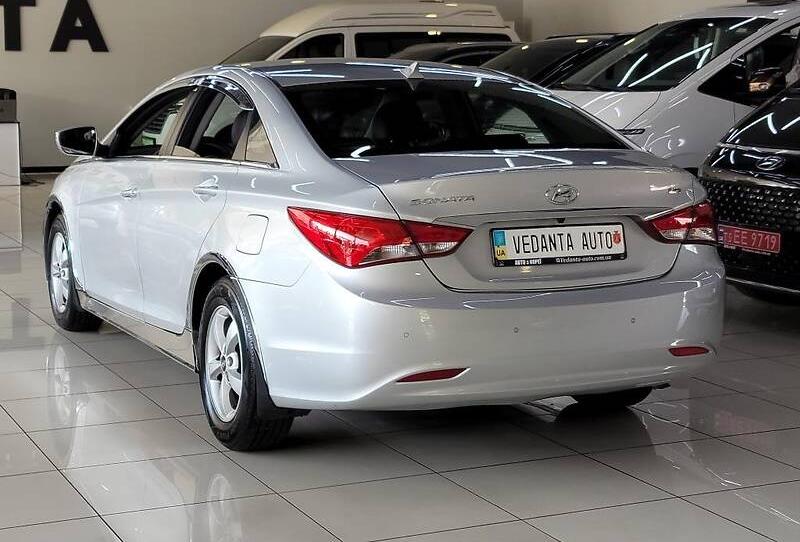 Hyundai Sonata 2013