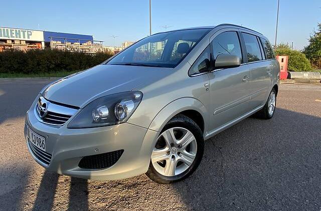 Opel Zafira 1.7 CDTI Cosmo 2010
