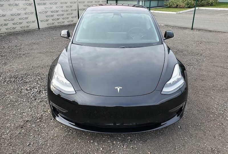 Tesla Model 3 2019