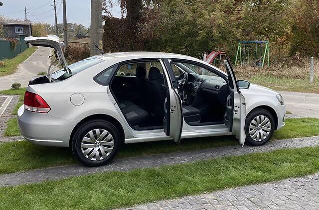 Volkswagen Polo OFFICIAL 1.6 2014