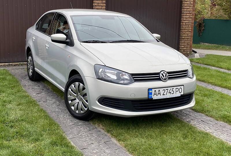 Volkswagen Polo OFFICIAL 1.6 2014