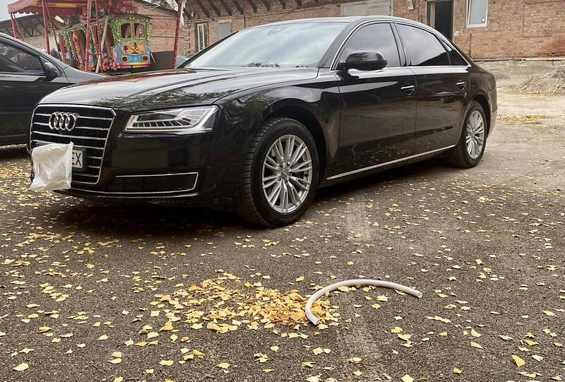 Audi A8 long  2017