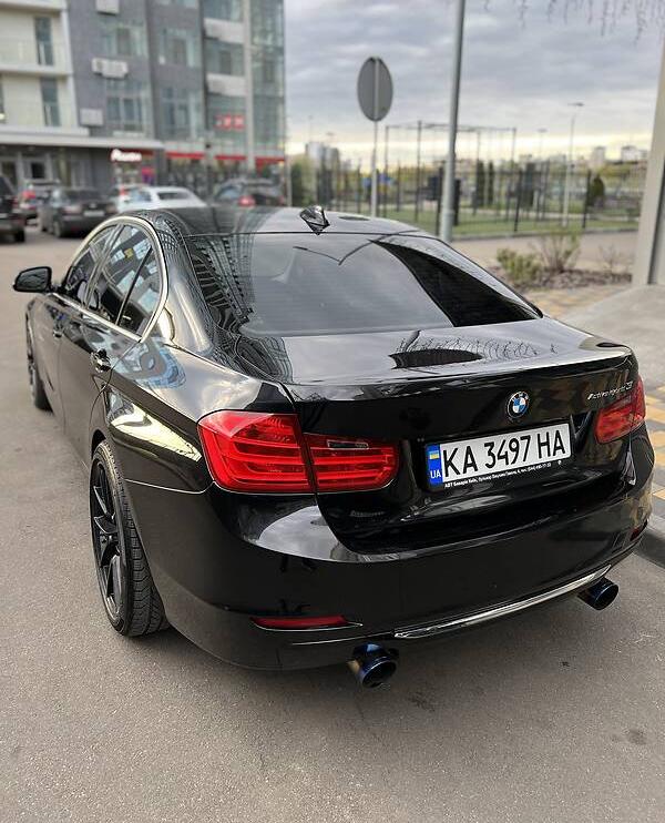 BMW 335 2012
