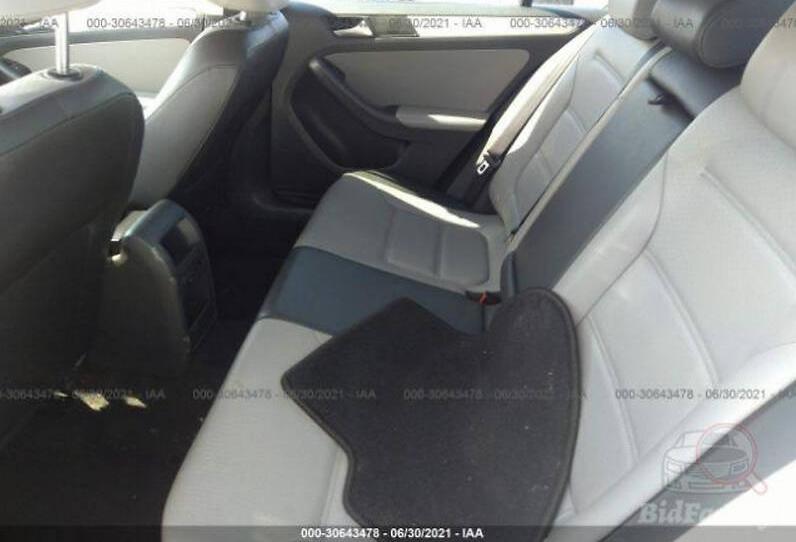 Volkswagen Jetta Hybrid Sel Premium  2013
