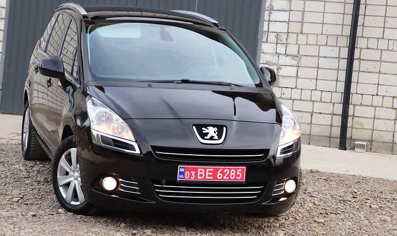 Peugeot 5008   2010