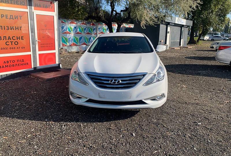 Hyundai Sonata 2013