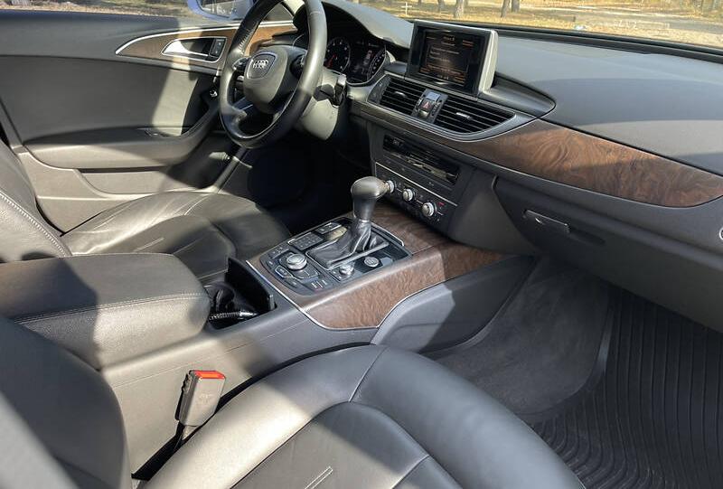 Audi A6 Official  2011