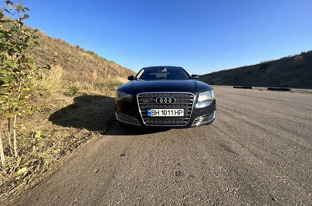 Audi A8 long w12 2011