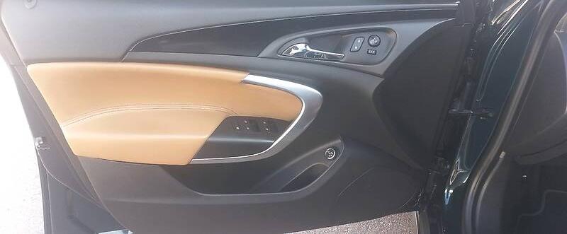 Opel Insignia CountryTourer 2015