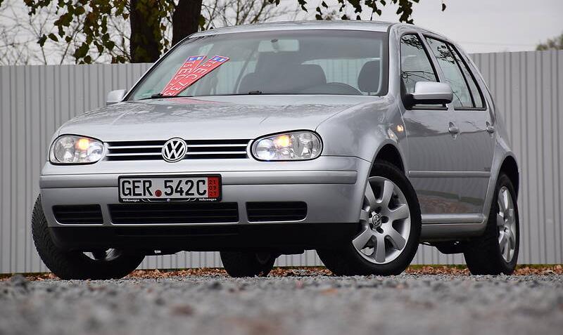 Volkswagen Golf IV PACIFIC VERSION MPI 2004