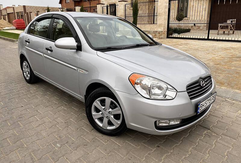 Hyundai Accent   2008