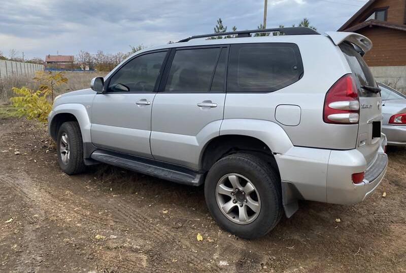 Toyota Land Cruiser Prado 120 2008
