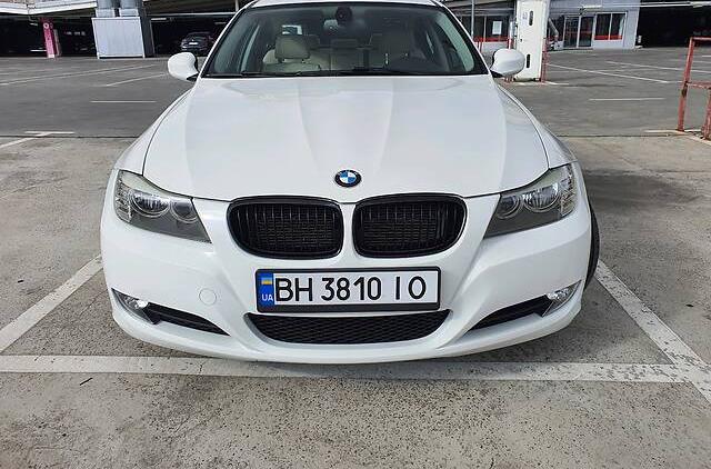 BMW 328 2010