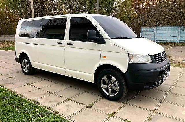 Volkswagen T5 (Transporter) пасс. long 9 mest 2004