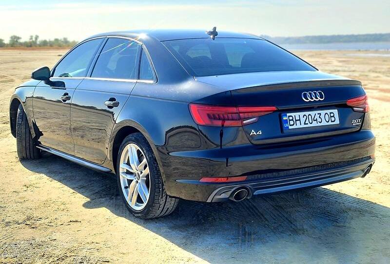 Audi A4 Ultra Premium 2016