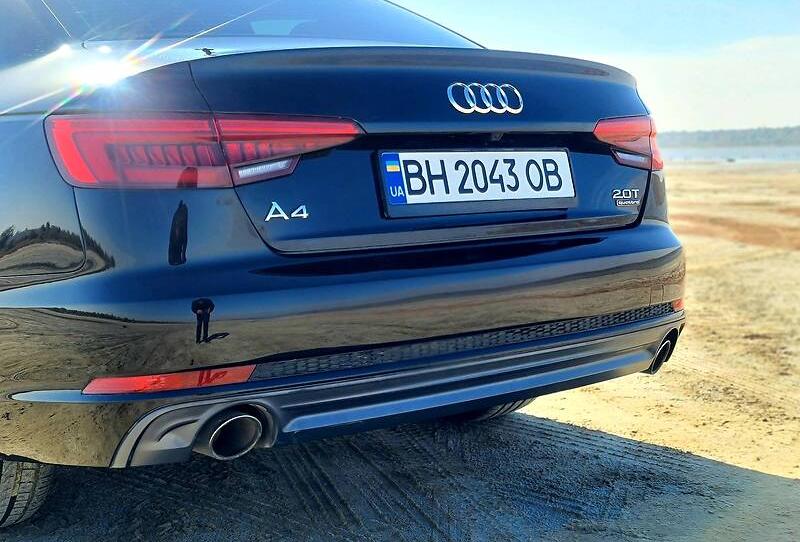 Audi A4 Ultra Premium 2016