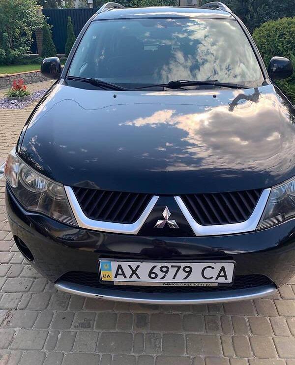 Mitsubishi Outlander XL 2008