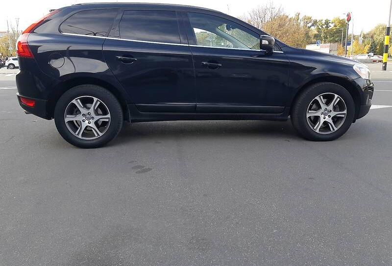 Volvo XC60 2011
