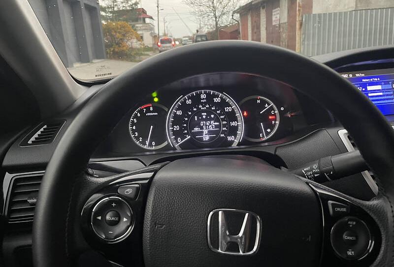 Honda Accord   2016