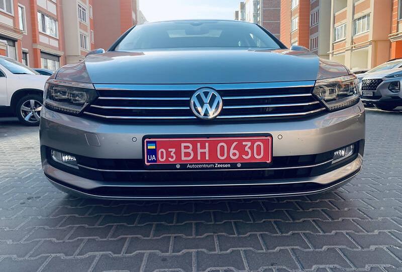 Volkswagen Passat B8 HILINE Panorama Napa 2016