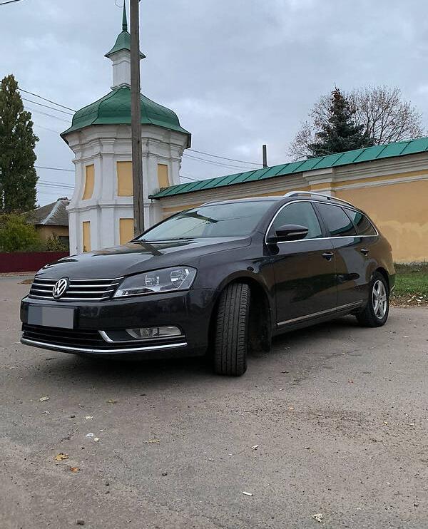 Volkswagen Passat B7 2011
