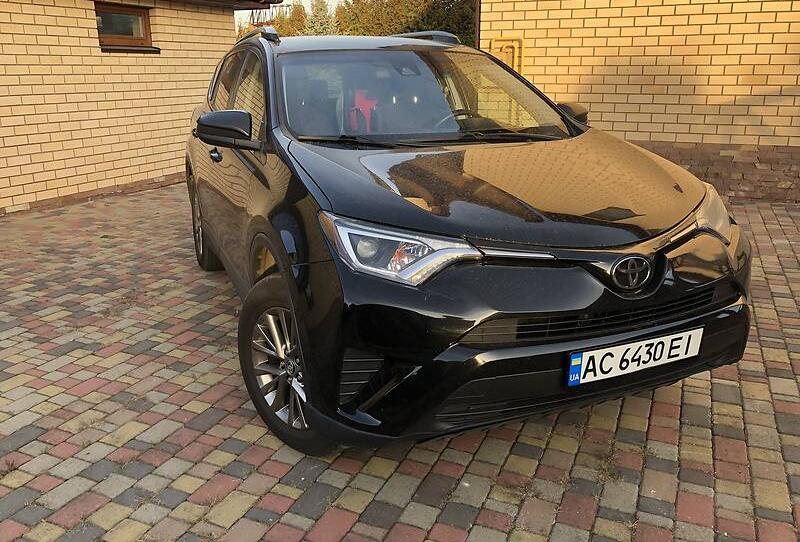 Toyota RAV4 2017