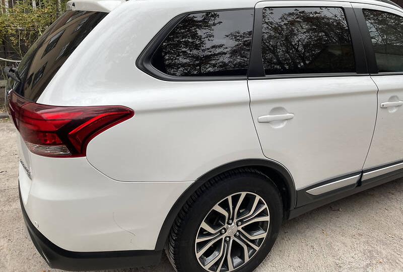 Mitsubishi Outlander 2016