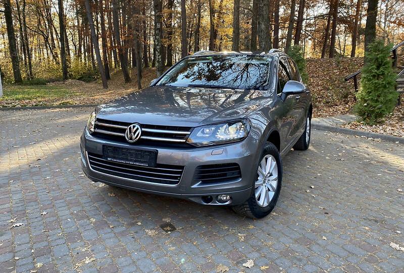 Volkswagen Touareg  3.0 TDI 2012