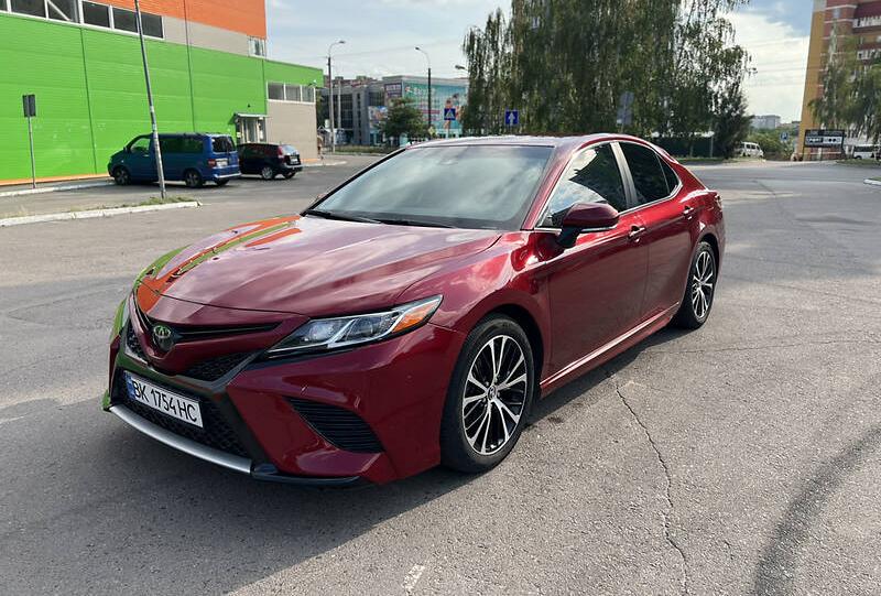 Toyota Camry SE 2017