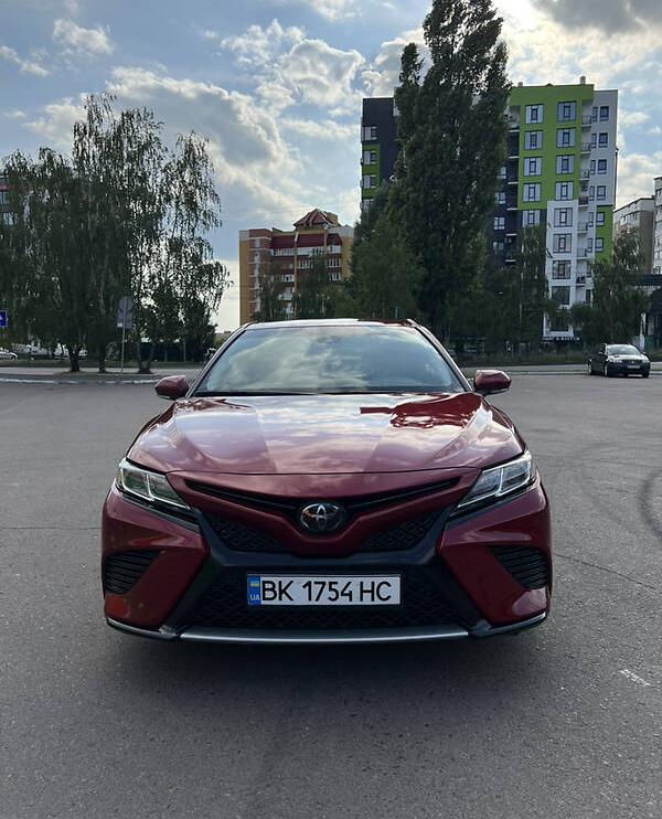 Toyota Camry SE 2017