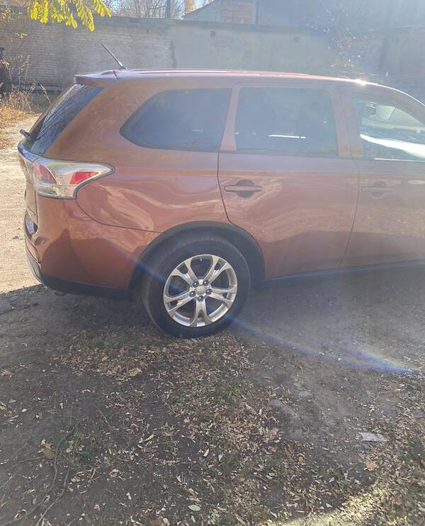 Mitsubishi Outlander se 2015