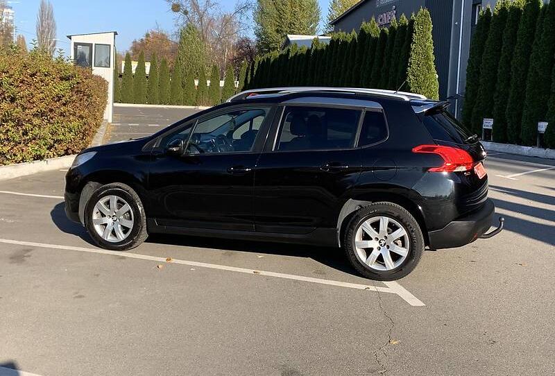 Peugeot 2008 Crossover Panorama 2015