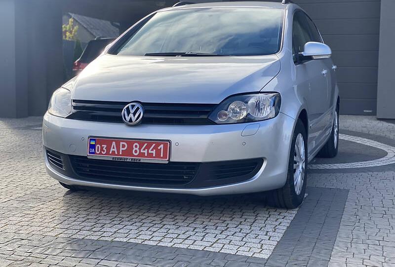 Volkswagen Golf VI 2011