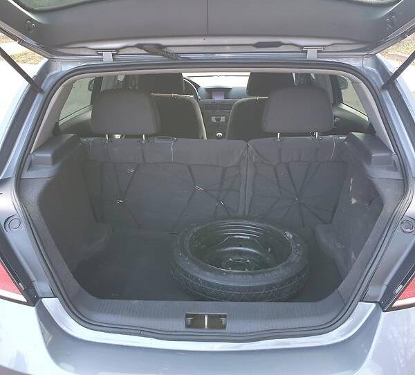 Opel Astra H 2004