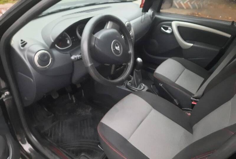 Dacia Duster 2012
