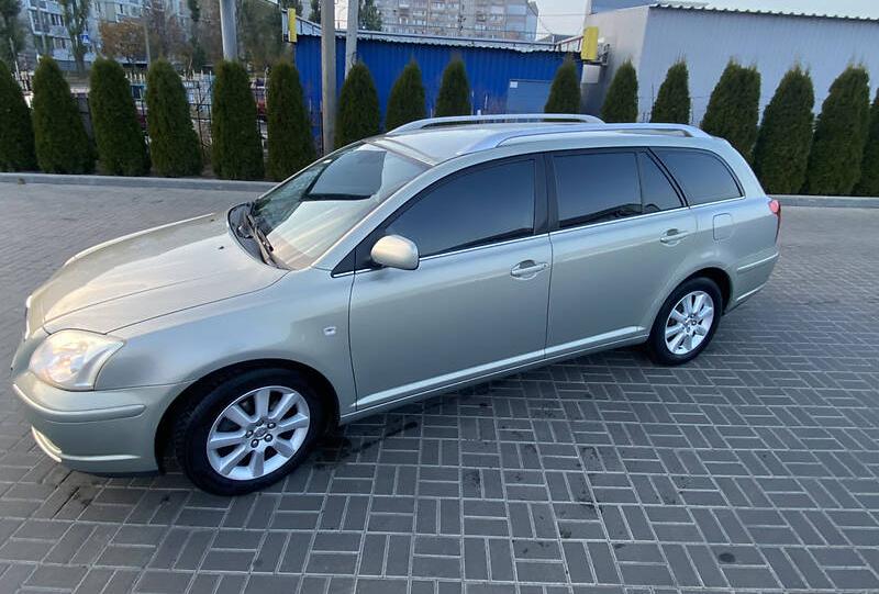 Toyota Avensis 2004