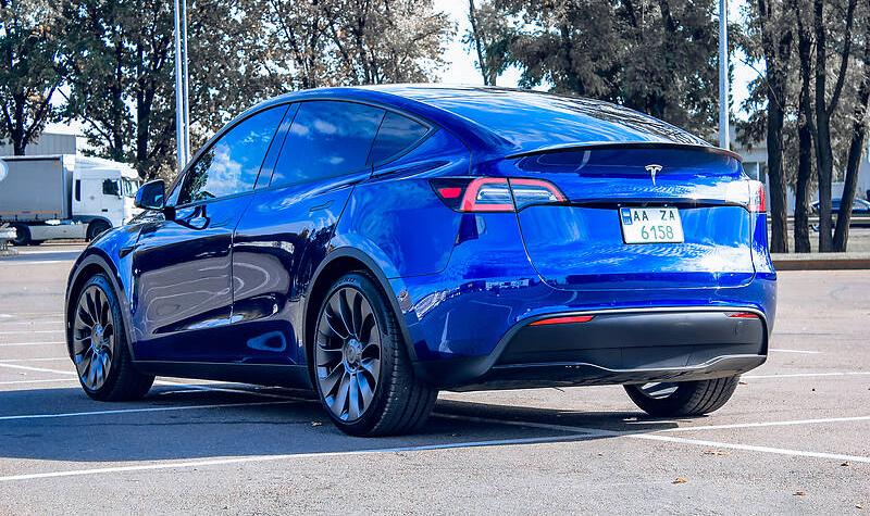 Tesla Model Y LR DM Performance 2020