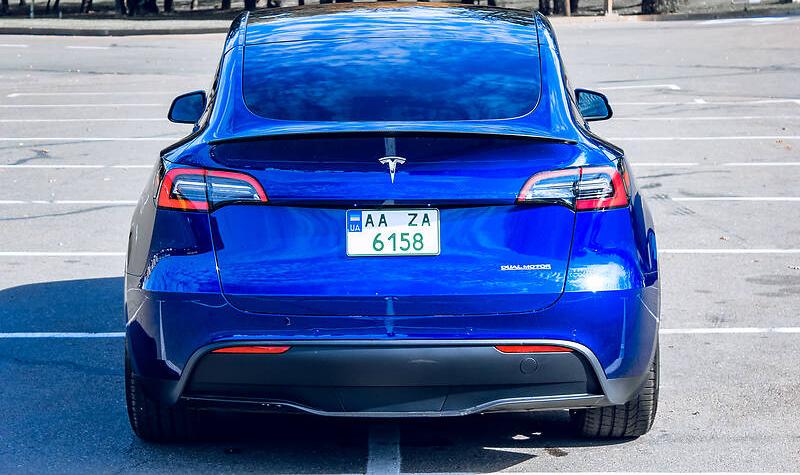 Tesla Model Y LR DM Performance 2020