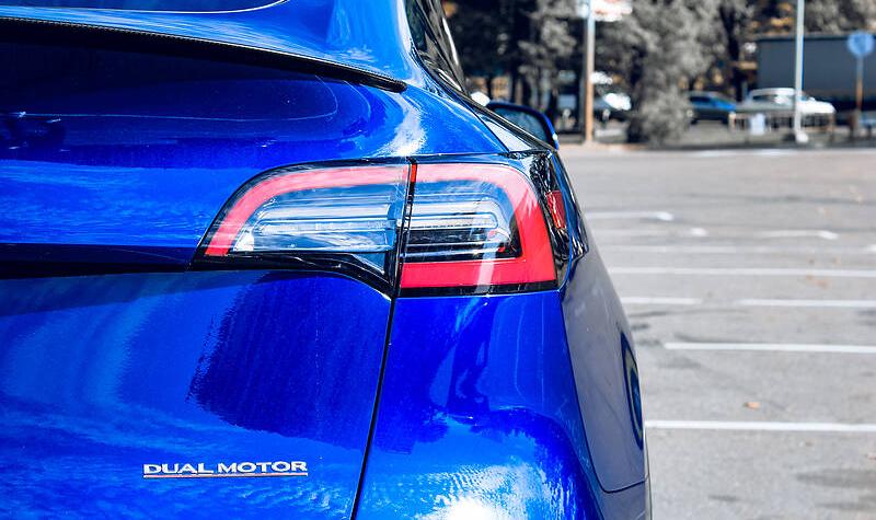 Tesla Model Y LR DM Performance 2020
