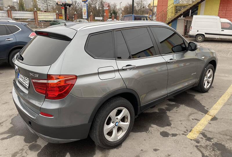 BMW X3 2011