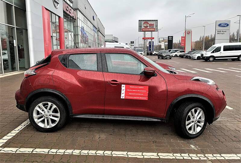 Nissan Juke SE 2017