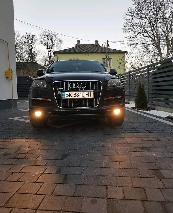 Audi Q7 Premiym 2011