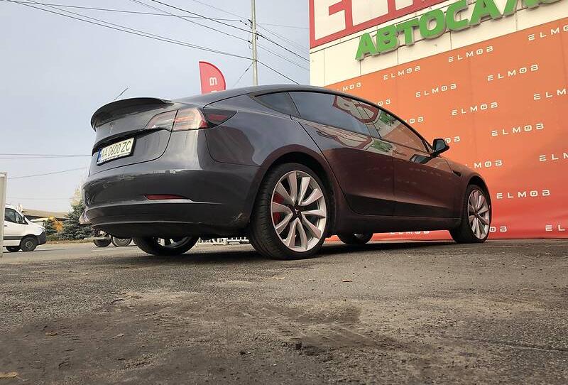 Tesla Model 3 Performance 2018
