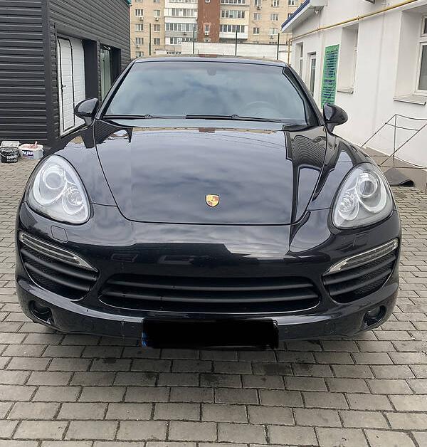 Porsche Cayenne 2011