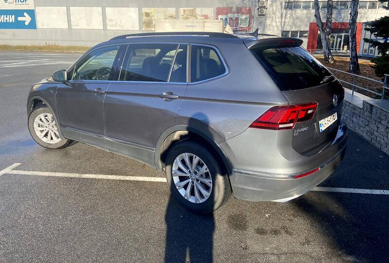 Volkswagen Tiguan SE 2018