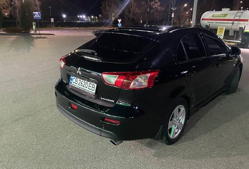 Mitsubishi Lancer SportBack 2010