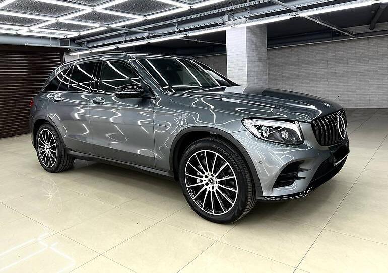 Mercedes-Benz GLC 300 AMG Hybrid 2021
