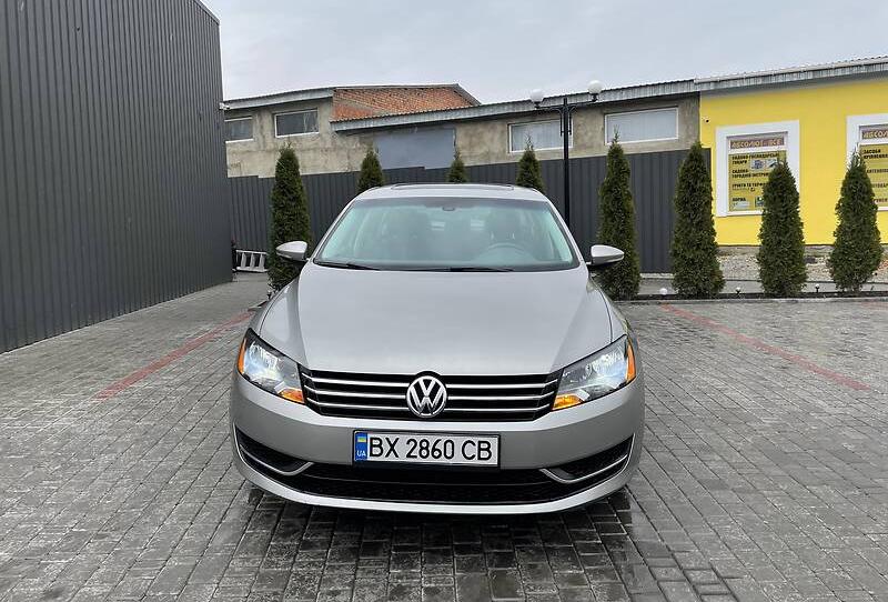 Volkswagen Passat B7 SE 2012